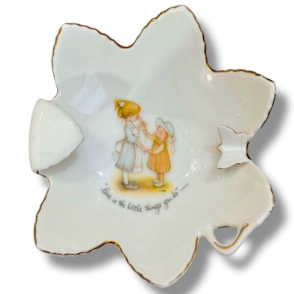 Vintage Holly Hobbie Genuine Porcelain Dish Trinket Dish Ashtray - Picture 1 of 6